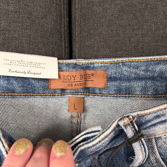 Judy Blue high rise shorts NEW - Picture 2 of 5